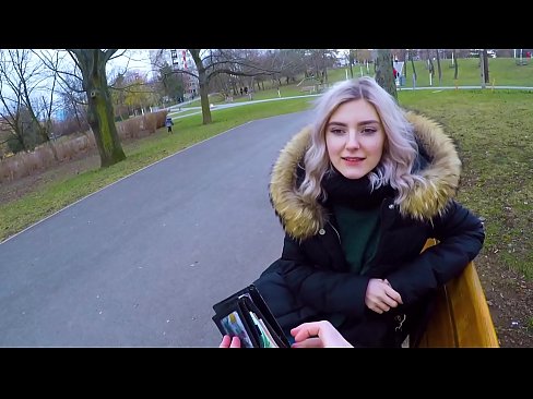 ❤️ Sluk 'n vreemdeling se warm kom vir geld - blowjob in the park deur Eva Elfie ❤️❌ Russiese pornografie by ons af.f150pulse.top ❌